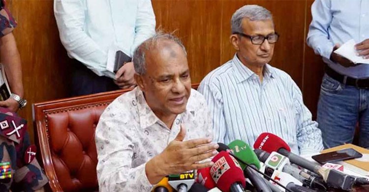 পুলিশের হাতে থাকবে না মারণাস্ত্র ও র‌্যাব পুনর্গঠনে পাঁচ সদস্যের কমিটি গঠন: স্বরাষ্ট্র উপদেষ্টা
