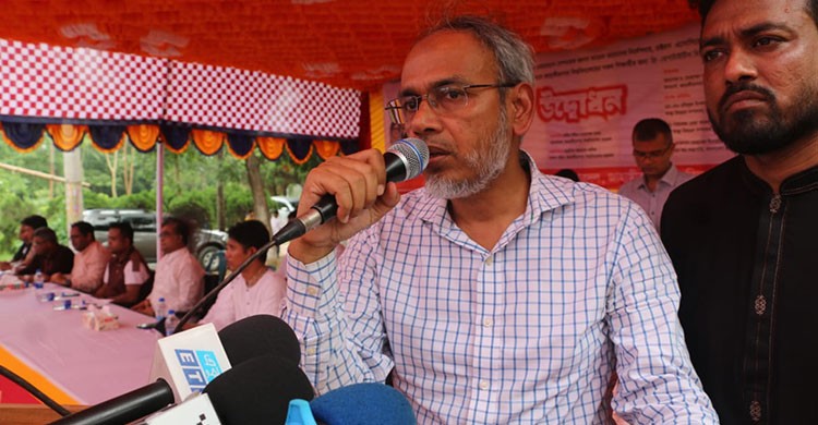 তারেক রহমানের নির্দেশনায় জাবিতে শিক্ষার্থীদের ফ্রি হেপাটাইটিস বি ভ্যাক্সিনেশন