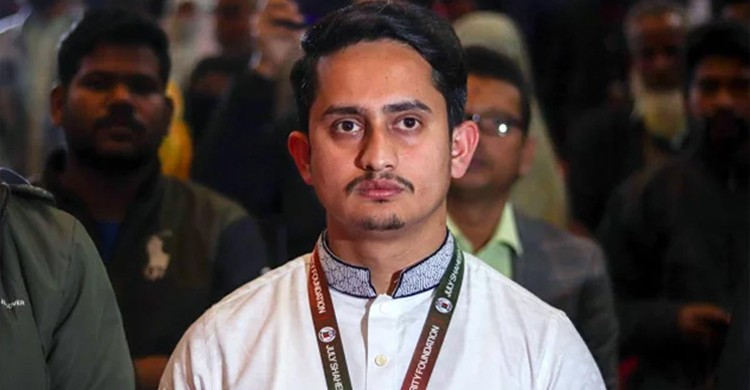 ডিএমপি কমিশনারকে কড়া হুঁশিয়ারি দিলেন সারজিস