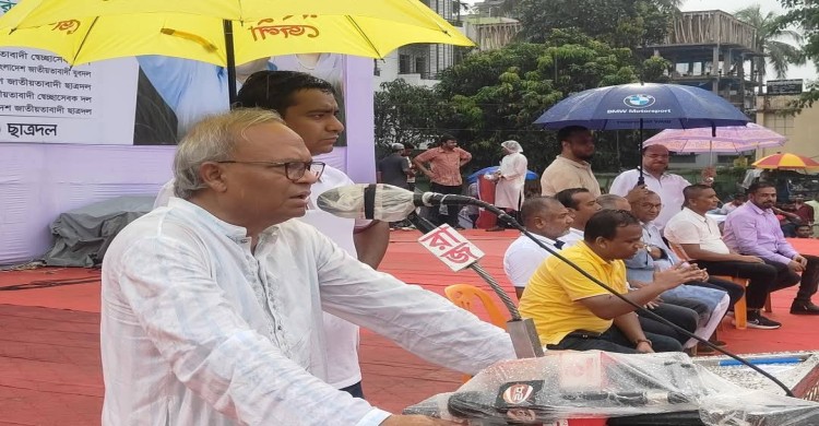 নাতির বয়সি উপদেষ্টাদের দিয়ে অভিজ্ঞ সরকার হয় না: রিজভী