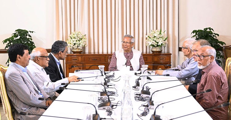 জুনের প্রথম সপ্তাহে রাজনৈতিক দলগুলোর সঙ্গে ঐকমত্য কমিশনের দ্বিতীয় দফায় আলোচনা শুরু