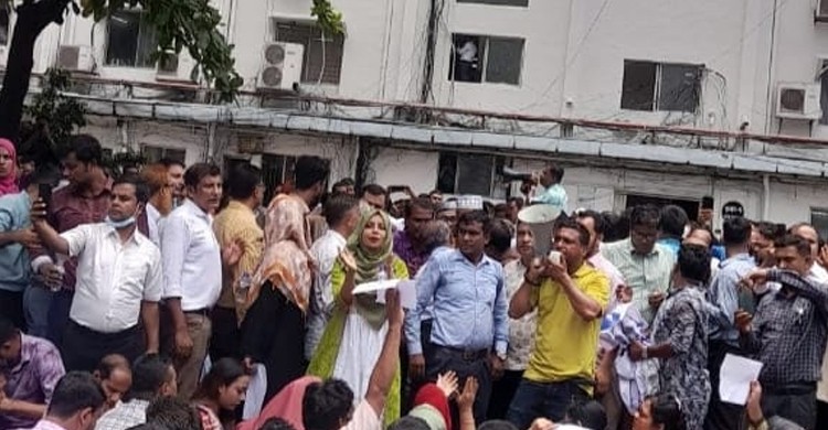 প্রধান উপদেষ্টা ফেরার পর সিদ্ধান্ত, কোন কর্মসূচি না দেয়ার অনুরোধ