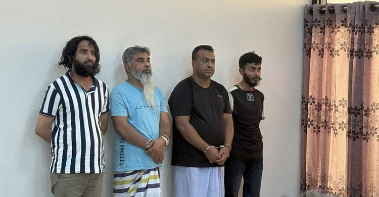 আন্ডারওয়ার্ল্ড পরিস্থিতি নিয়ে গোয়েন্দা জিজ্ঞাসাবাদে শীর্ষ সন্ত্রাসী সুব্রত-মোল্লা মাসুদ