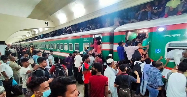 ফিরতি যাত্রায় সবাইকে মাস্ক পরার অনুরোধ রেলপথ মন্ত্রণালয়ের