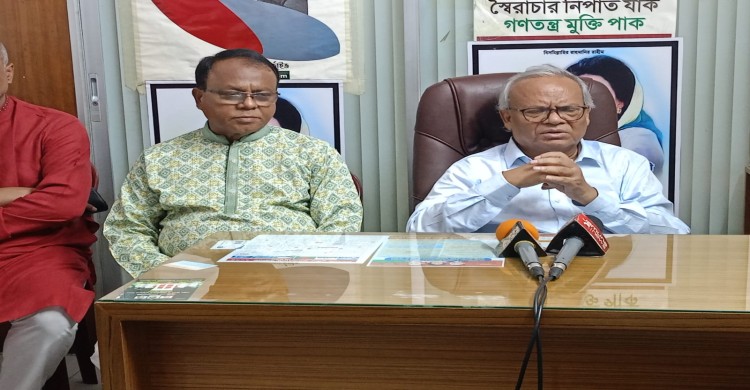 ধর্ম ও শহীদদের টেনে দু’একটি রাজনৈতিক দল প্রভাব বিস্তার করছে: রিজভী
