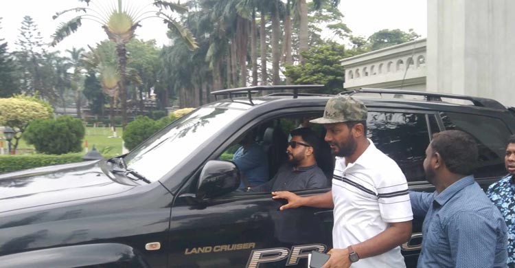 ফের নগর ভবনে ইশরাক, সঙ্গে অনুসারীরা