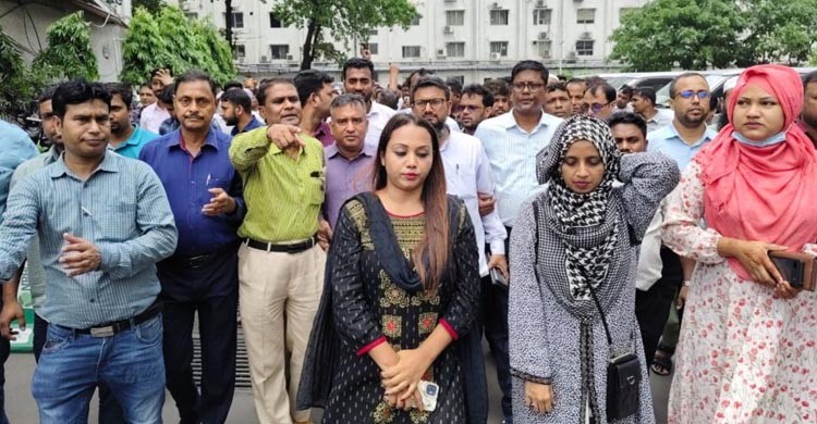 সচিবালয়ে কর্মচারীদের নতুন কর্মসূচি ঘোষণা
