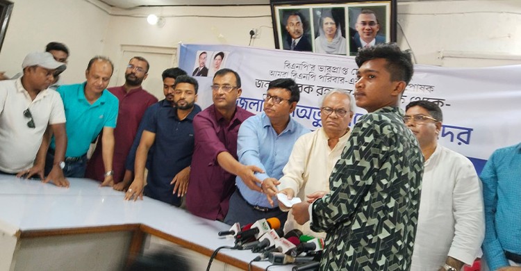 জুলাই-আগস্ট আন্দোলনের পটভূমি রচনার প্রধান নায়ক তারেক রহমান: রিজভী