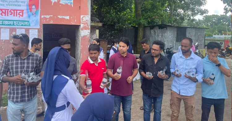 ছাত্রদলের ব্যতিক্রমী আয়োজন, শিক্ষা উপকরণ ও অভিভাবক সহায়তা