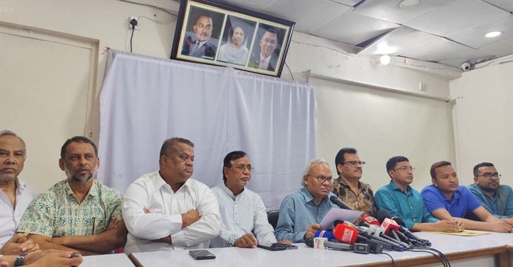 প্রশাসনিক স্থবিরতার কারণেই সমাজে বিশৃঙ্খলার চেষ্টা চলছে: রিজভী