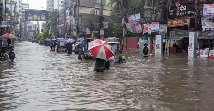 তিন নদীর বাঁধ ভেঙে ৩০ গ্রাম প্লাবিত, ২ উপজেলায় প্রস্তুত ১৩১ আশ্রয়কেন্দ্র