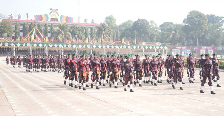 বিজিবির ১০৩তম রিক্রুট ব্যাচের প্রশিক্ষণ সমাপনী কুচকাওয়াজ অনুষ্ঠিত
