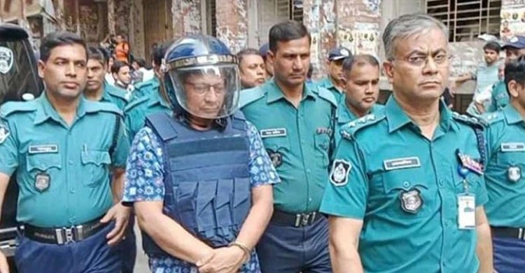 ‘রাজসাক্ষী হয়ে সত্য প্রকাশের শর্তে সাবেক আইজিপিকে ক্ষমার বিষয়টি বিবেচনা করা হবে’