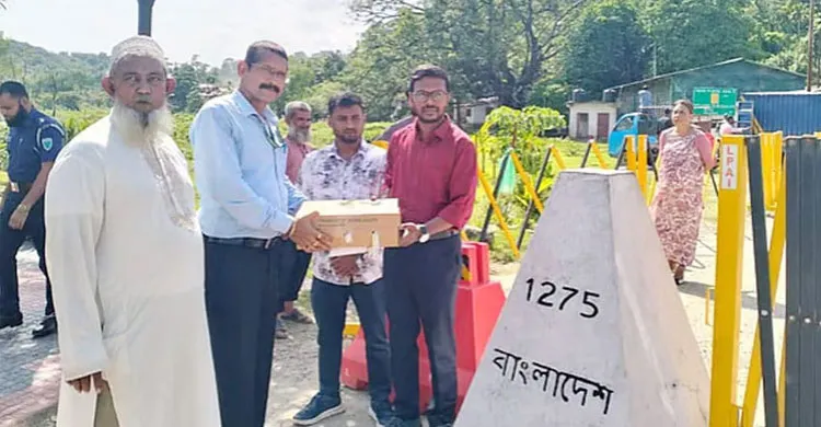সিলেট তামাবিল দিয়ে ভারতে গেল প্রধান উপদেষ্টার উপহারের তিনশো কেজি আম