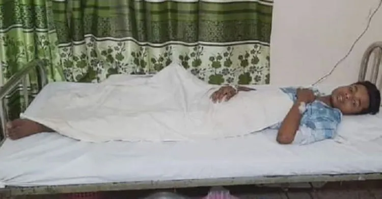 ভুল চিকিৎসায় পা হারালো শিক্ষার্থী