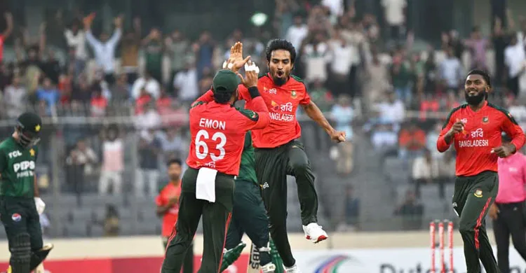 মিরপুরে পাকিস্তানকে গুঁড়িয়ে দিল টাইগাররা, ১১০ রানে অলআউট