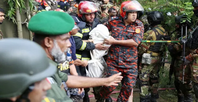 উত্তরায় বিমান দুর্ঘটনায় ৬টি অজ্ঞাত মরদেহ শনাক্তে ডিএনএ নমুনা সংগ্রহ শুরু
