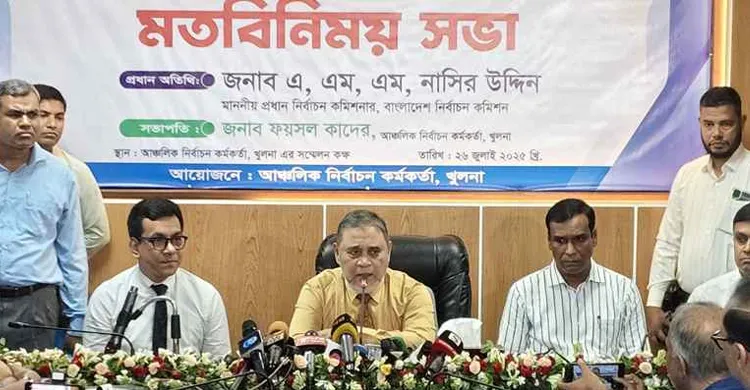 ‘অস্ত্র নয়, এখন ভয় কৃত্রিম বুদ্ধিমত্তা’
