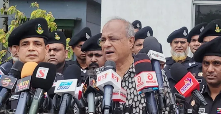 ভারতে থাকা রোহিঙ্গাদের বাংলাদেশে নেয়া হবে না: স্বরাষ্ট্র উপদেষ্টা