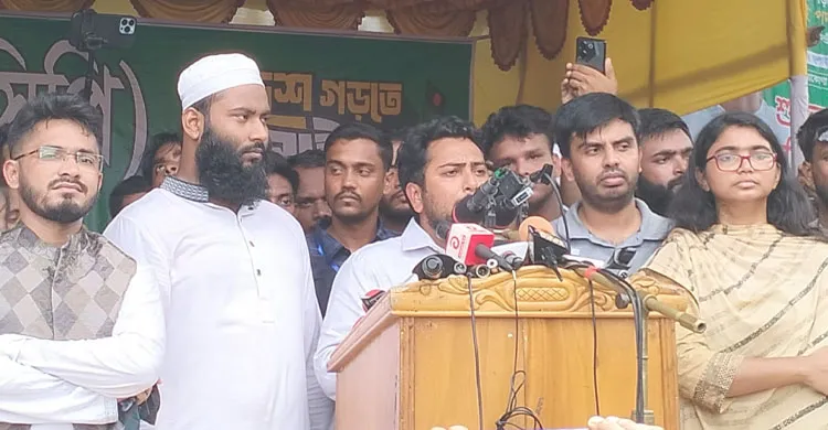 ‘সমৃদ্ধ ও কল্যাণমুখী রাষ্ট্র গড়াই লক্ষ্য’ নেত্রকোনায়  নাহিদ ইসলাম