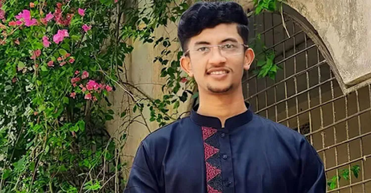 চাঁদাবাজির অভিযোগে গ্রেপ্তার রিয়াদের বাসা থেকে ২ কোটি ২৫ লাখ টাকার চেক উদ্ধার
