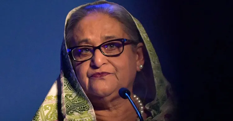 শেখ হাসিনা, জয় ও পুতুলের বিচার শুরু, গ্রেপ্তারি পরোয়ানা