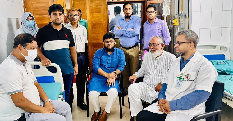 হাসপাতাল থেকে বাসায় ফিরলেন সাংবাদিক নেতা কাদের গনি চৌধুরী