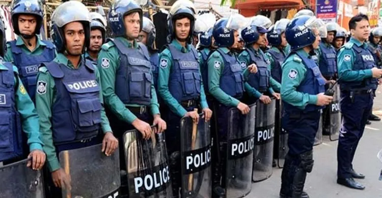 রাজধানীতে তিন সমাবেশ ঘিরে ১৪ হাজার পুলিশ মোতায়েন, সতর্ক আইনশৃঙ্খলা বাহিনী