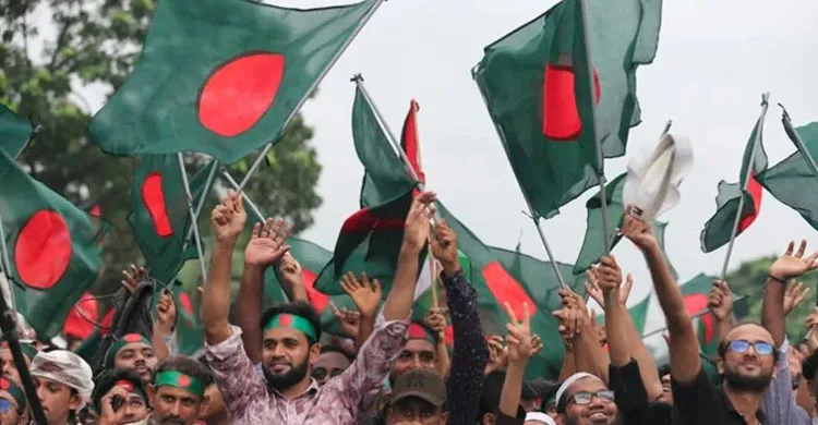 রাজপথেই গণঅভ্যুত্থানের বর্ষপূর্তি উদযাপন করলো ছাত্র-জনতা