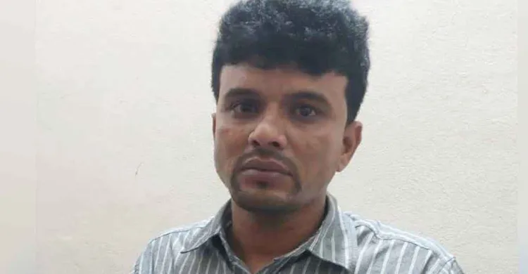 পাবনার সাঁথিয়া উপজেলা ছাত্রলীগ সভাপতি বগুড়ায় আটক