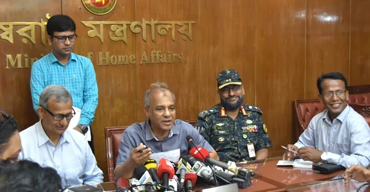 সাংবাদিক তুহিন হত্যায় জড়িতদের প্রায় সবাইকে বিচারের আওতায় আনা হয়েছে: স্বরাষ্ট্র উপদেষ্টা