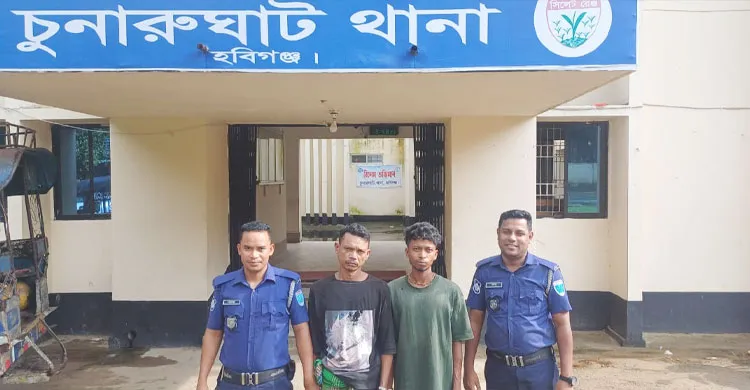 চানপুরে অভিযান চালিয়ে ২ মাদক কারবারি কে ইয়াবা সহ গ্রেফতার করেছে যৌথবাহিনী