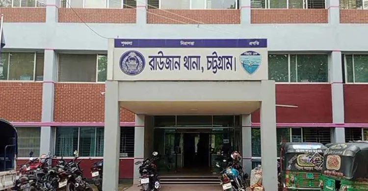 ‘আমার মরার পেছনে কারো হাত নেই, আমি ইচ্ছায় ফাঁসি খাইছি’