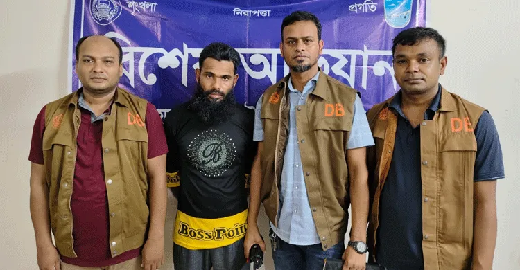 সাভারে পাচারকালে পিকআপসহ সাড়ে ৬ লাখ টাকার টিসিবি’র পণ্য জব্দ, আটক-১