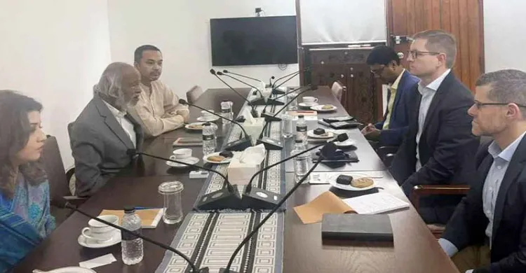 বিএনপির সঙ্গে আইআরআই প্রতিনিধি দলের বৈঠক
