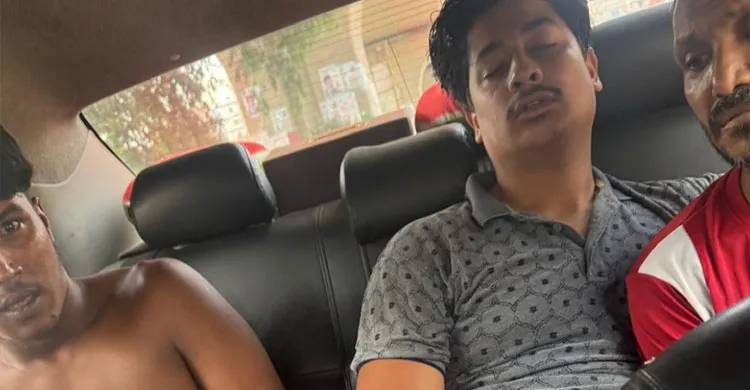 মুন্সীগঞ্জে বিক্রমপুর মডেল টাউন হাউজিং কোম্পানির কর্মচারীকে গুলি