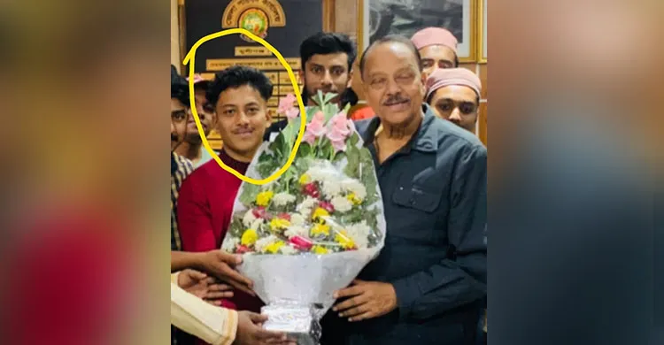 মুন্সীগঞ্জে দুই কলেজে ছাত্রদলের শীর্ষ পদ পেল ছাত্রলীগ নেতা!