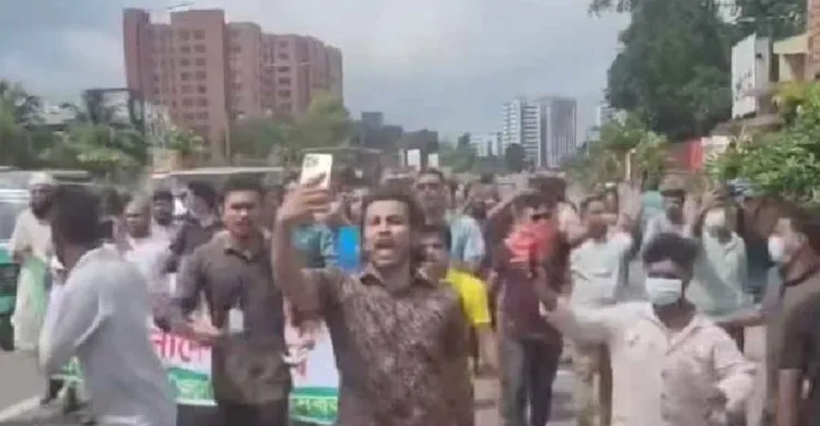 নিষেধাজ্ঞা অমান্য করে আগারগাঁওয়ে আওয়ামী লীগের বড় মিছিল