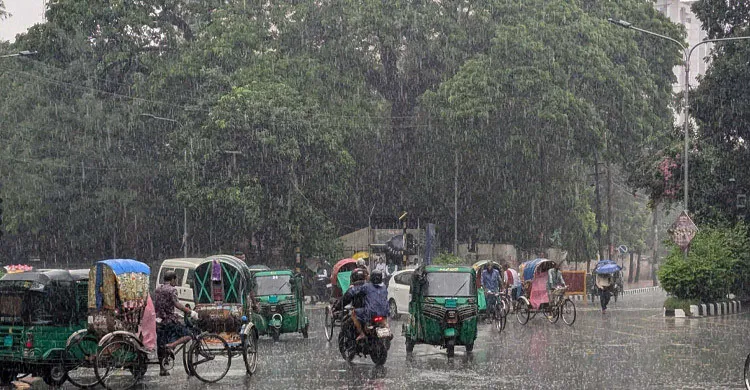 রাজধানীসহ ৮ বিভাগে বজ্রসহ বৃষ্টির সম্ভাবনা