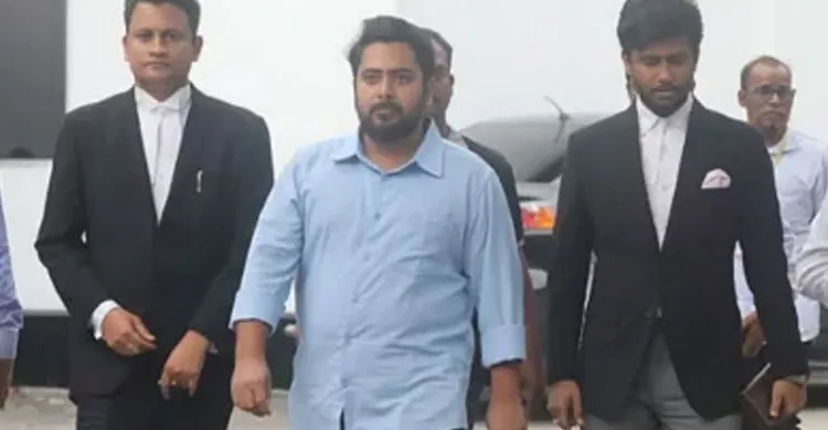 ‘রাজাকারের বাচ্চা’ আখ্যা শিক্ষার্থীদের অপমানিত করেছিল: নাহিদ ট্রাইব্যুনালে