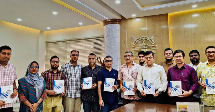 নজরুল বিশ্ববিদ্যালয়ে প্রথম JKKNIU Business Review জার্নাল প্রকাশিত
