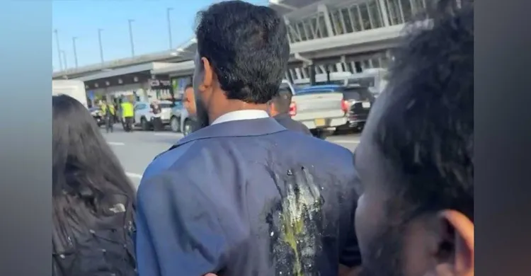 নিউইয়র্কে আখতারের উপর হামলা, মির্জা ফখরুল ও জারাদের গালিগালাজ আওয়ামী লীগ সন্ত্রাসীদের