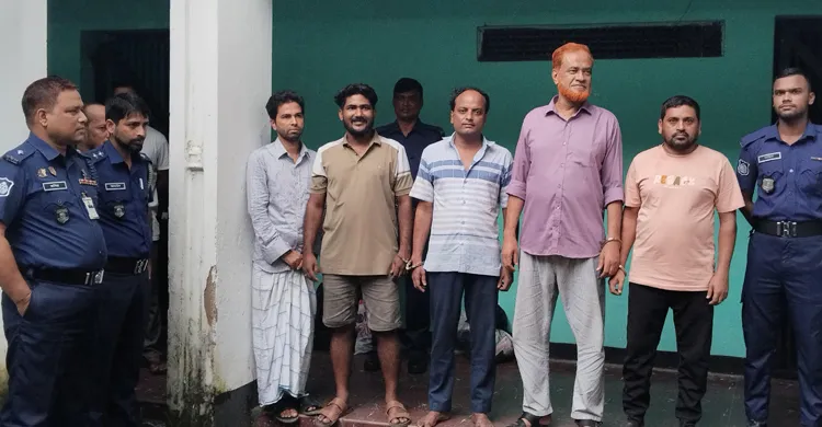 ধামরাইয়ে সাবেক উপজেলা চেয়ারম্যানসহ গ্রেফতার ৫