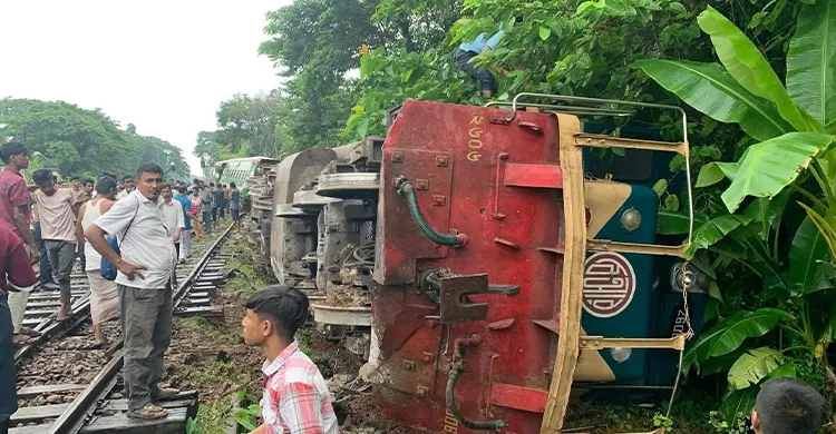 সিলেটে ট্রেনের বগি লাইনচ্যুতের ঘটনায় তদন্ত কমিটি গঠন