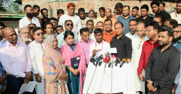 হেক্সাগার্ড রোভার’ রোবটের উদ্ভাবক তরুণ জিহাদের পাশে দাঁড়ালেন তারেক রহমান