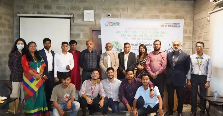 জুলাই অভ্যুত্থানের পর সাংবাদিকদের দেওয়া হয়েছে অবারিত স্বাধীনতা: আজাদ মজুমদার