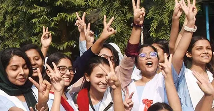 এইচএসসি ও সমমান পরীক্ষার ফল প্রকাশ, পাসের হার ৫৮.৮৩ শতাংশ