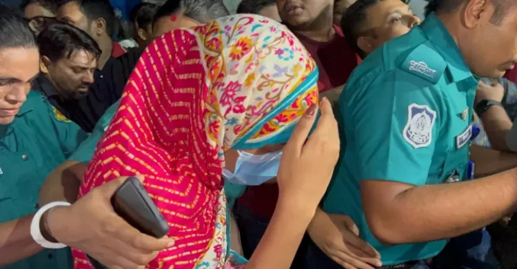 জবি শিক্ষার্থী জুবায়েদ হত্যা: ছাত্রী বর্ষা আটক