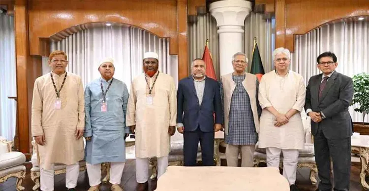 বিকালে জামায়াত ও এনসিপি নেতাদের সাথে প্রধান উপদেষ্টার বৈঠক