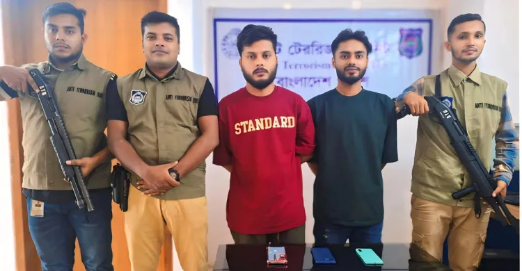 অনলাইনে পণ্য বিক্রির নামে অর্থ আত্মসাৎ, প্রতারণা চক্রের দুই সদস্য গ্রেফতার